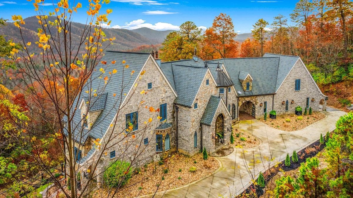 Almost 7,000 sq. feet luxury Stone home high on Black Mountain.